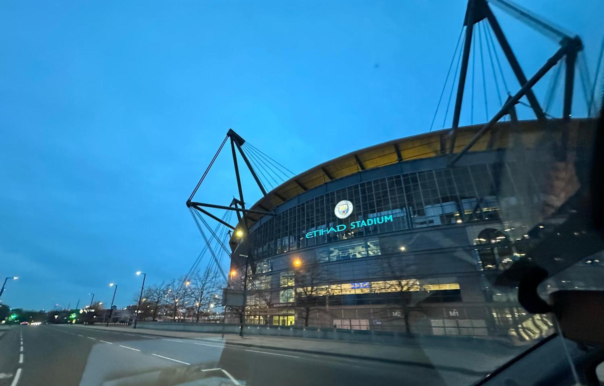 Ao & Etihad Stadium 6 Guest Stay- 3 Bedroom Central House With Parking & Wi Fi แมนเชสเตอร์ ภายนอก รูปภาพ